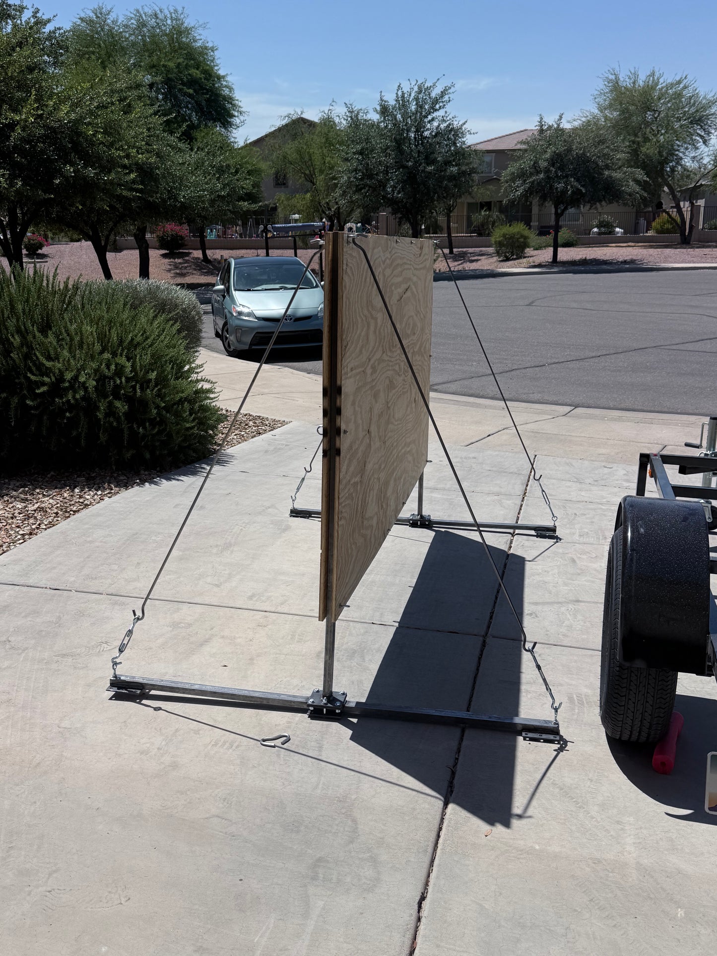 ShadeLock™ 4' × 8' Mobile Sign System